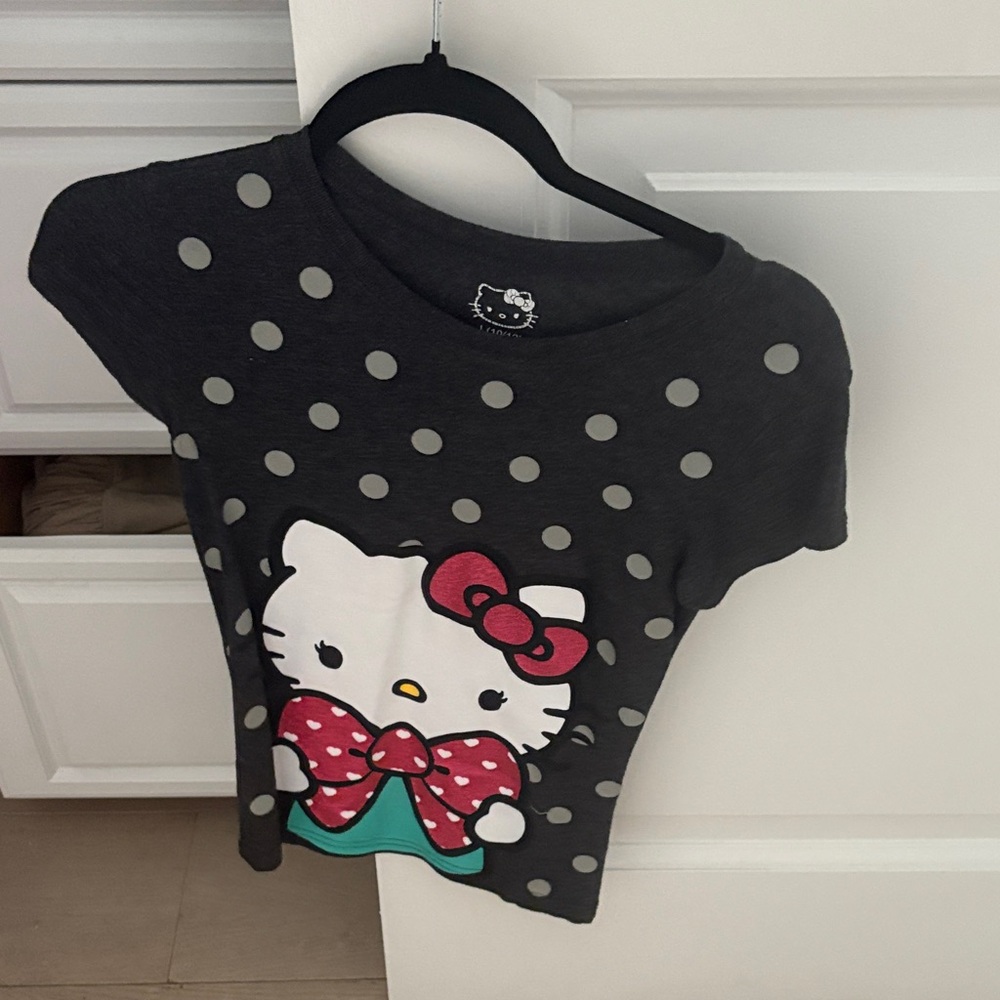 Hello Kitty Polka Dot shirt size small